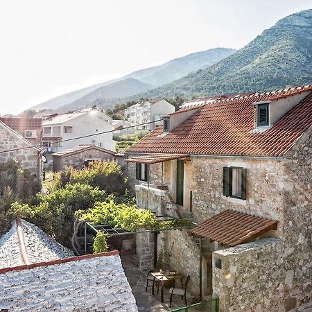 Paradise Stone Apartments Bol Kültér fotó
