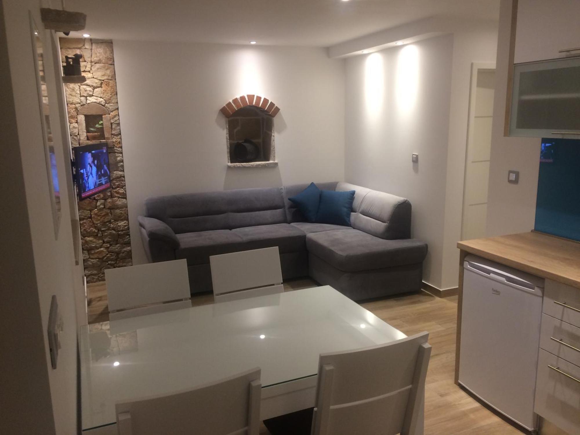 Paradise Stone Apartments Bol Kültér fotó