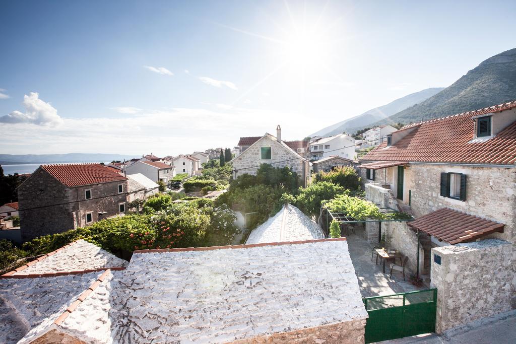 Paradise Stone Apartments Bol Kültér fotó